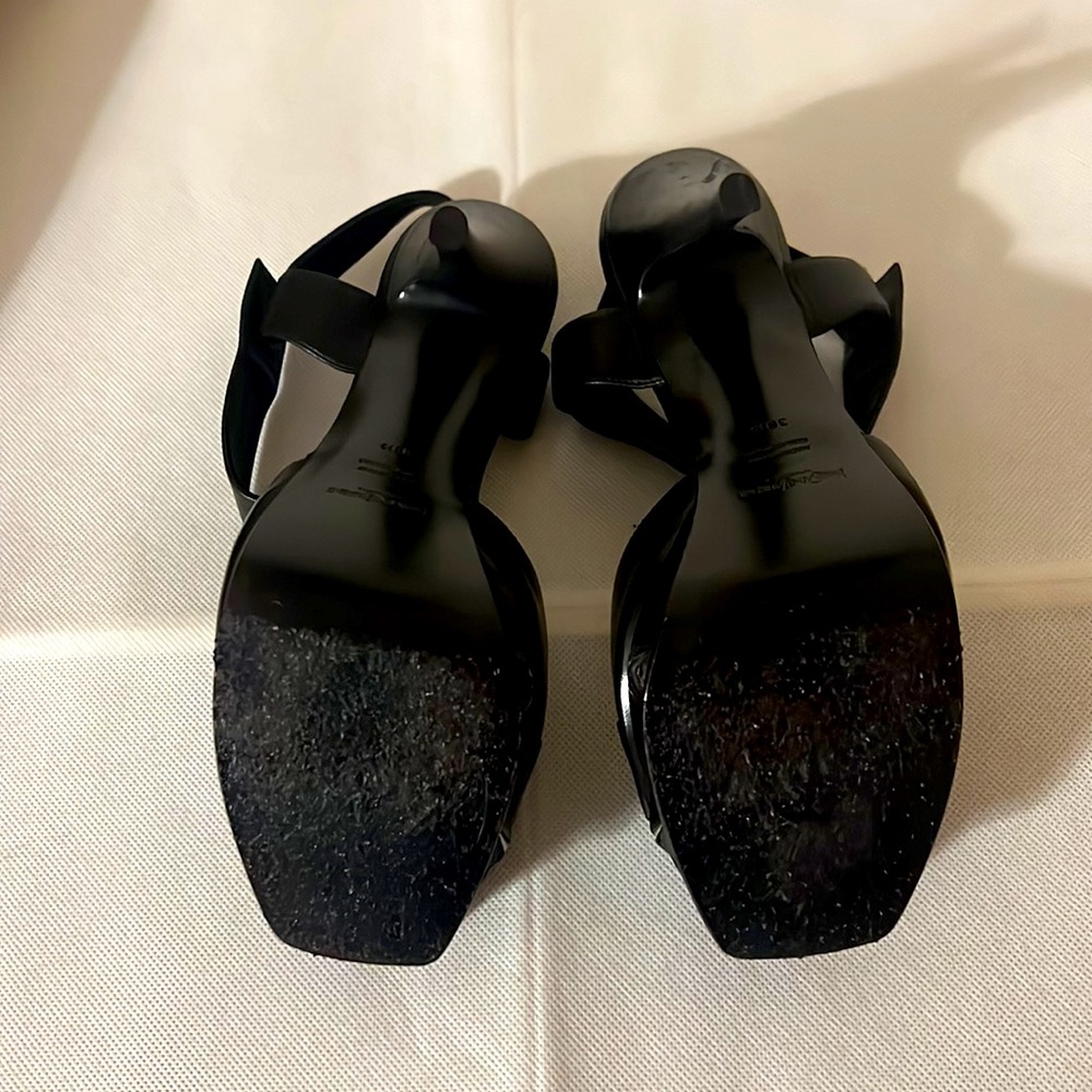 Yves Saint Laurent Black Strappy Heels. Size 38.5/7.5 Like New. - Picture 6 of 10
